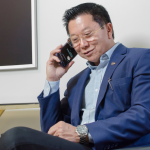 Milton Seigi Hayashi destaca que entender por que procuramos cirurgia plástica envolve emoções, autoestima e sentido de mudança.