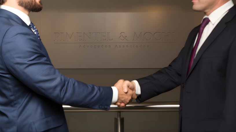 Descubra como a recuperação judicial pode proteger ativos sem violar a lei na visão de Pimentel & Mochi Advogados Associados.
