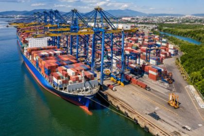 Portos do Paraná avançam em sustentabilidade com padrões internacionais e reforçam competitividade no setor logístico