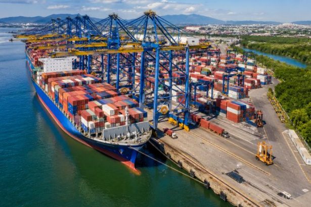 Portos do Paraná avançam em sustentabilidade com padrões internacionais e reforçam competitividade no setor logístico