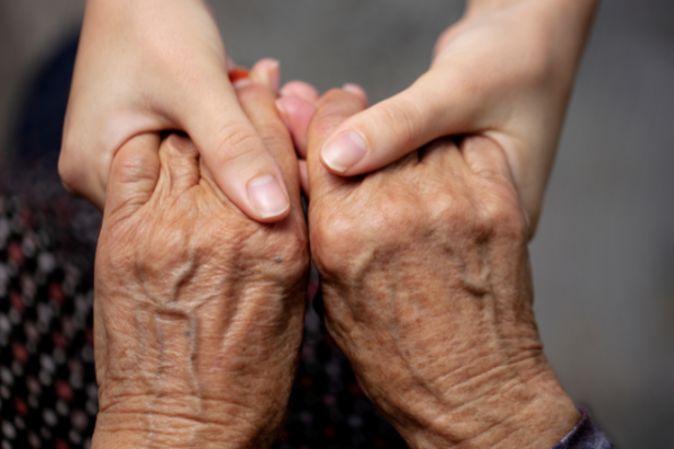 Paraná Amigo da Pessoa Idosa: como boas práticas fortalecem a política do cuidado no envelhecimento ativo