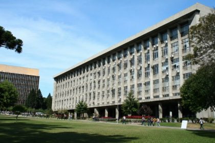 O futuro do ensino superior no Paraná: o que justifica a oscilação das universidades no ranking mundial