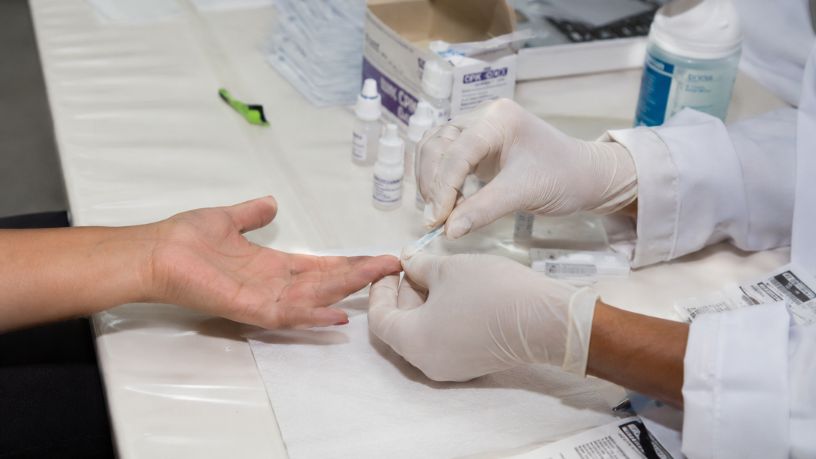 Testagem de HIV no Paraná: a importância do diagnóstico precoce na linha de cuidado materno-infantil