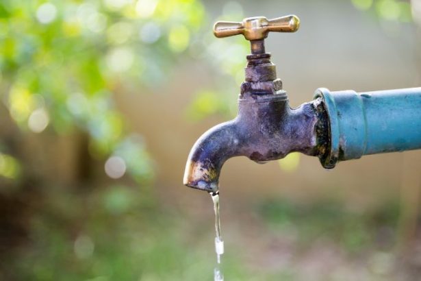 Saneamento básico e resiliência urbana: os impactos do desabastecimento planejado nas cidades