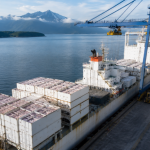Porto de Paranaguá amplia exportação de frango e chega a mais mercados no mundo